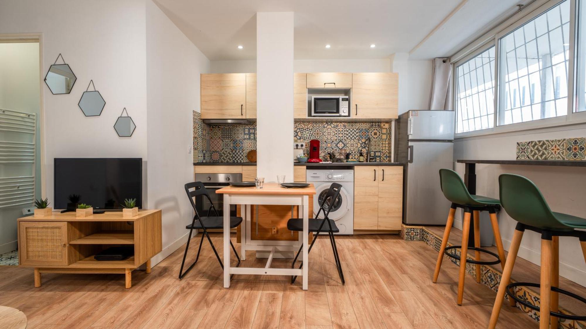 Le Refuge Urbain - Port A 2 Pas & Animaux Acceptes Apartment Toulon Exterior photo