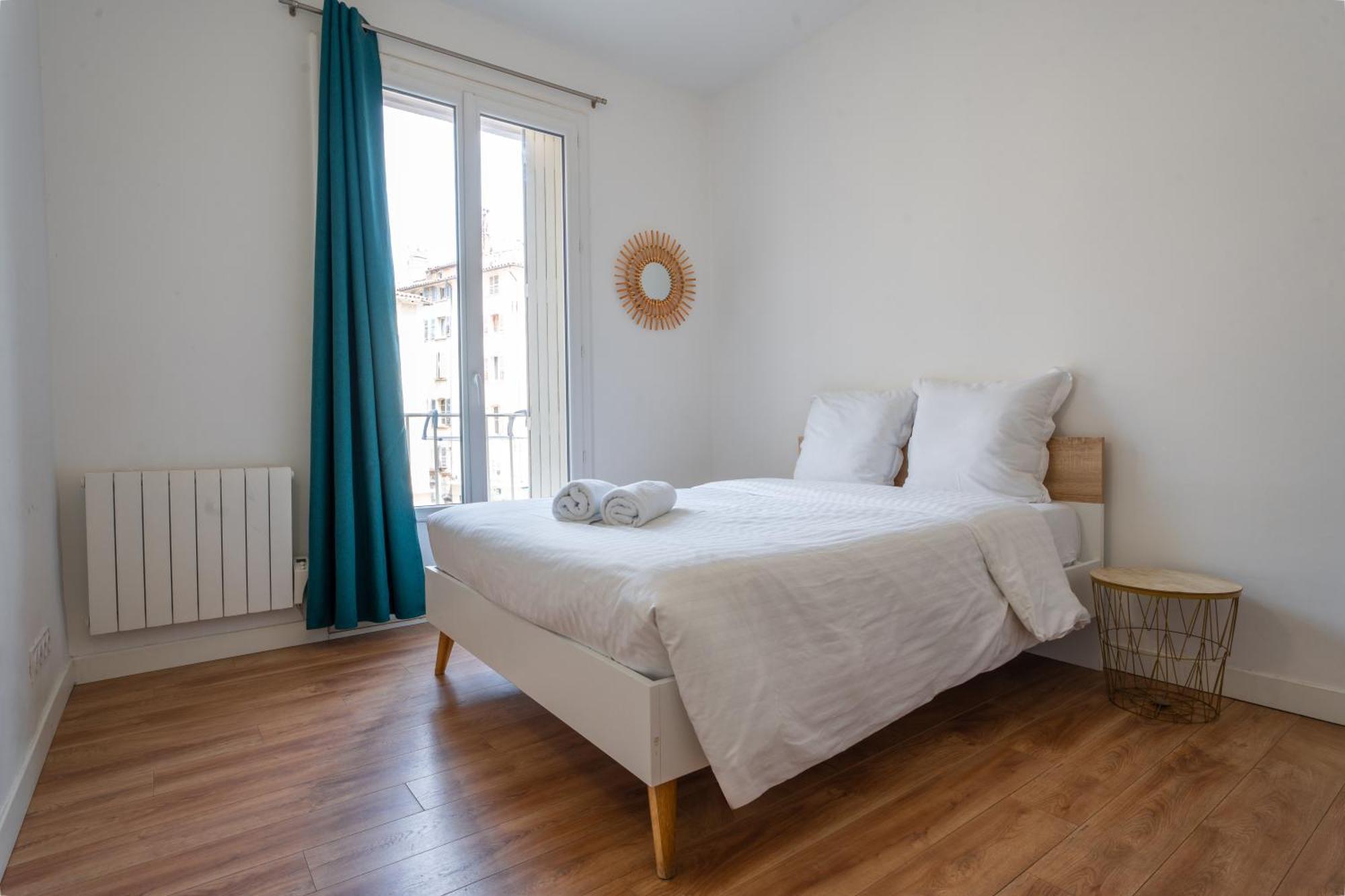 Le Refuge Urbain - Port A 2 Pas & Animaux Acceptes Apartment Toulon Exterior photo